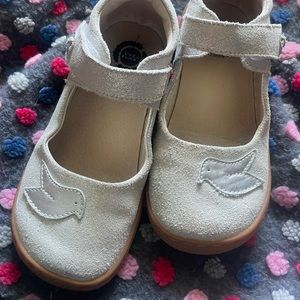 Livie & Luca pio pio silver, size 13/little girl - like new